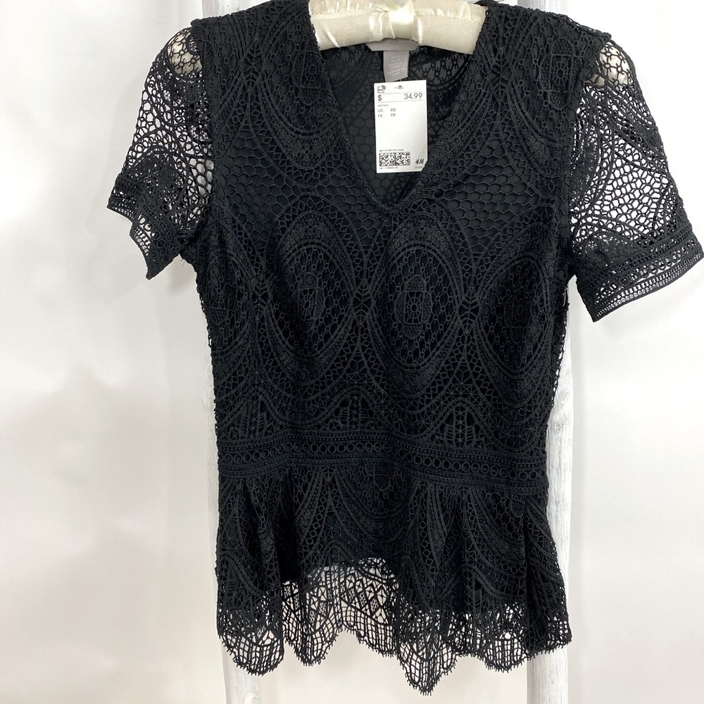🆕 H&M Black Lace Blouse